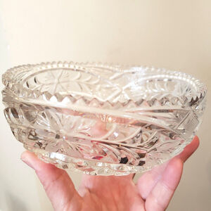 Lead Crystal Beautiful Bowl Centerpiece Candy Dish Cut Glass Serving Holiday